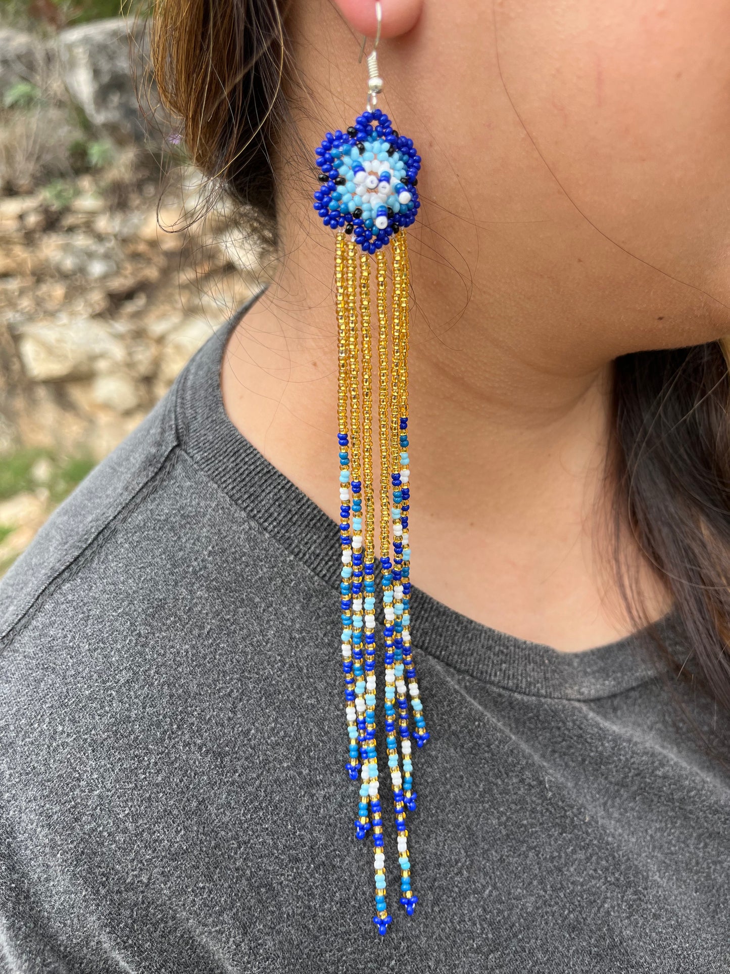 Flor Beaded Earrings