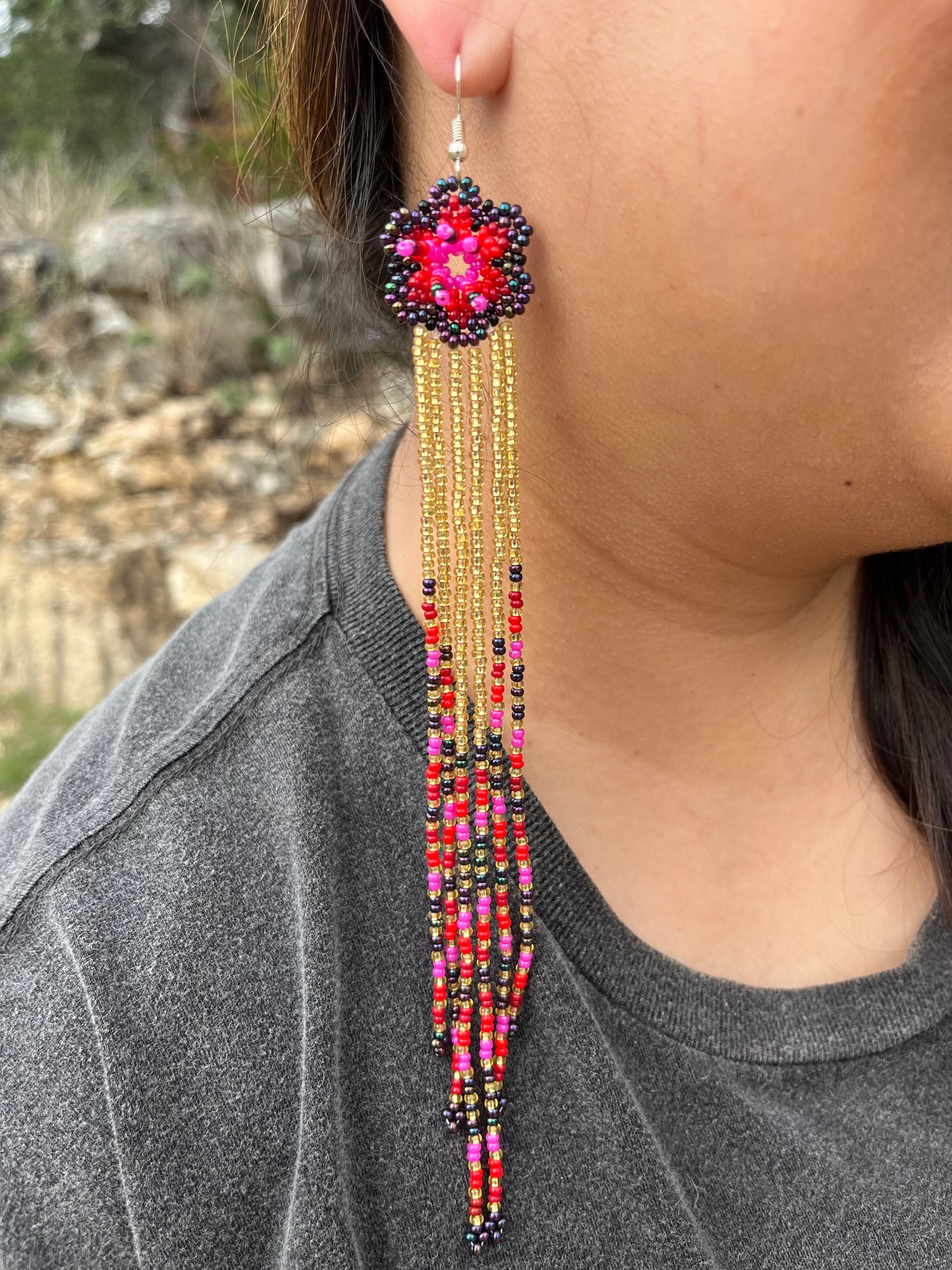 Flor Beaded Earrings