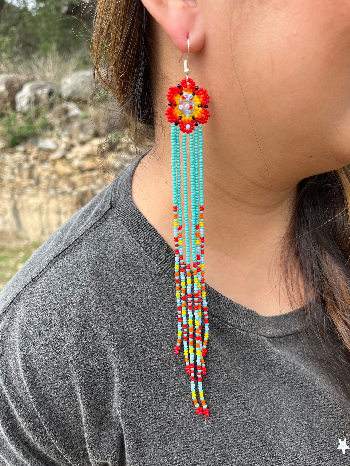 Flor Beaded Earrings