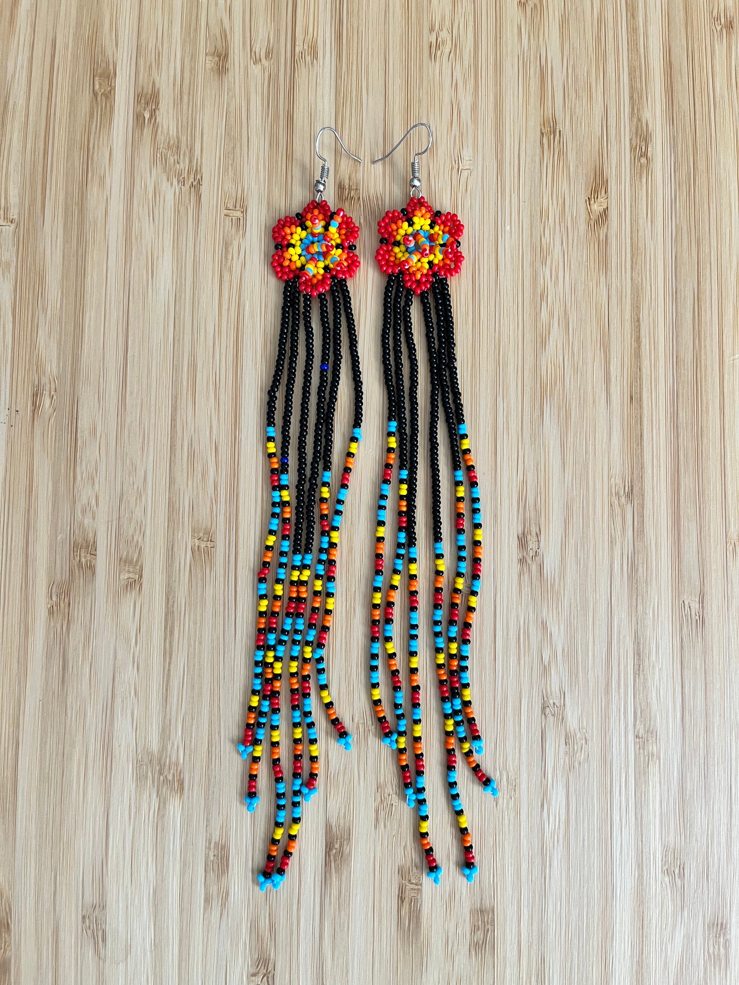 Flor Beaded Earrings